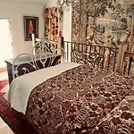 Traditional Rural Cottage, Haven For Families With Pets