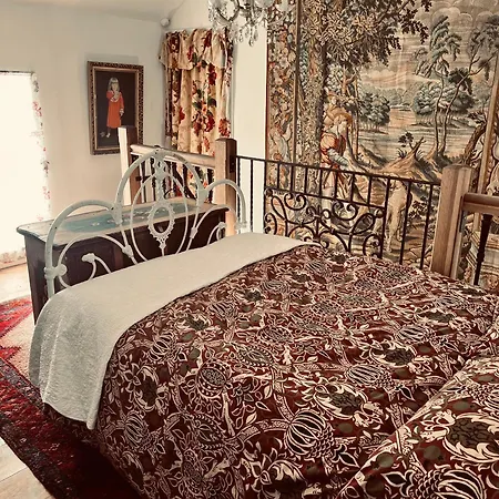 Traditional Rural Cottage, Haven For Families With Pets