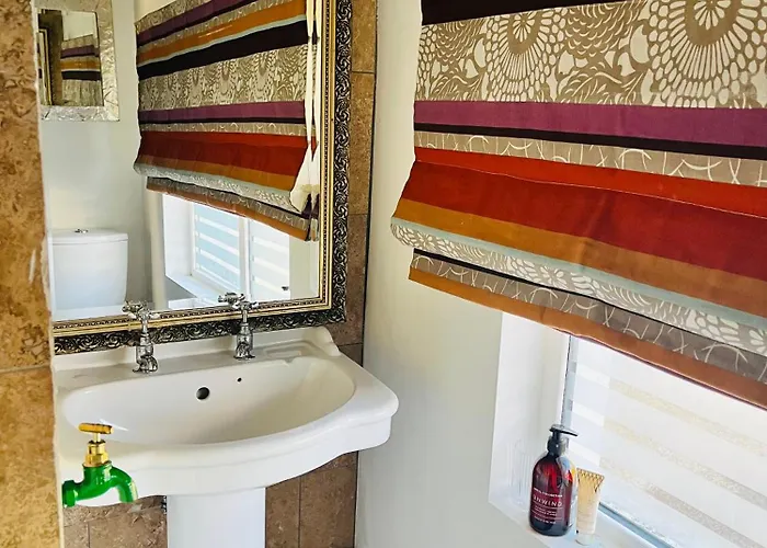 公寓 Traditional Rural Cottage, Haven For Families With Pets *